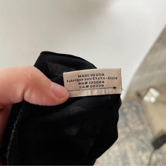 Tucker Black Silk Tunic & Pant Set Size Small - Picture 12 of 12